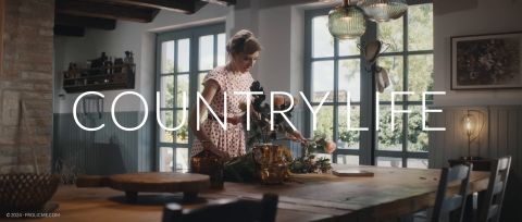 FrolicMe – Fanta Sie – Country Life