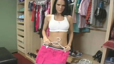 Gold Diggin’ Milfs 2