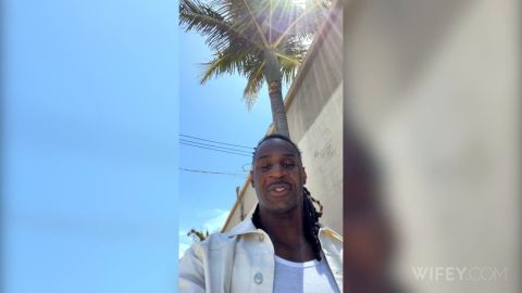 Married school teacher put on leave after students discover OnlyFans account