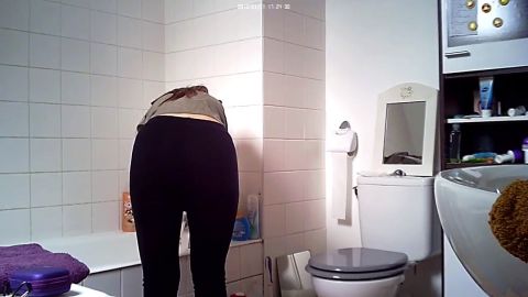 Mature Mom Has Incest Sex With Her Sons On Vacation On Spy Cam