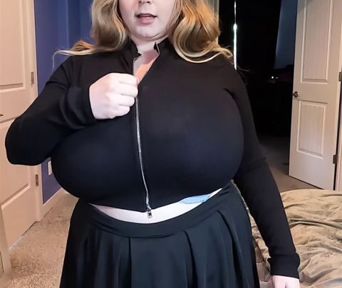 Cassie 0peia – Zipper Top Strip 2