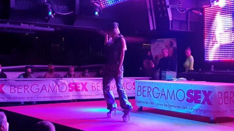 Lara De Santis Liveshow