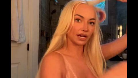 Type com.google.android.gms.internal.consent_sdk.zzab is defined multiple times??