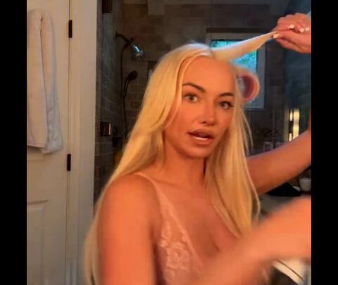 Type com.google.android.gms.internal.consent_sdk.zzab is defined multiple times??