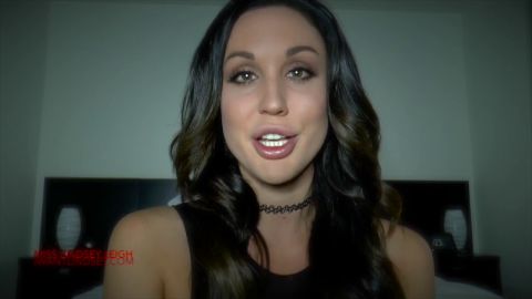 Lindsey Leigh – Perfect Lips Get You Off