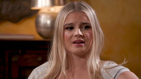 Sky Wonderland – Deepthroated By My Stepdaughter!