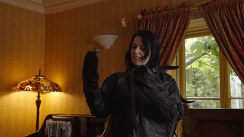 Temptress Kate: Straightjacket Sunday Jul 18 2025