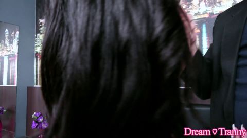 Trans Thief Is Fucked By A Cop