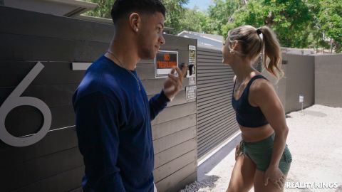 Cheerleader Kait in Sneaky Joggers Hidden Fucking