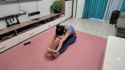 Li Daxia — Yoga Beauty Taming Record (Yang Ruolin)