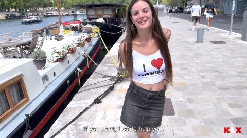 Stopped Him for a Picture – Left with a Cumwalk in Paris (KLX)