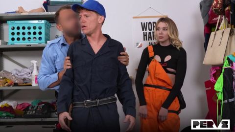 Shoplyfter 25.08.30 – Sophia Sterling: Laying Both Pipes