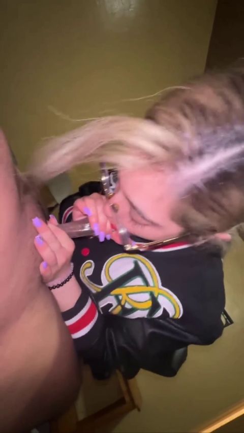 I Fuck Beautiful Girls from Los Angeles in Cheap Motels with Bad Reviews 9