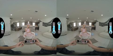 Cosplay Cutie – Coco Lovelock (5K)