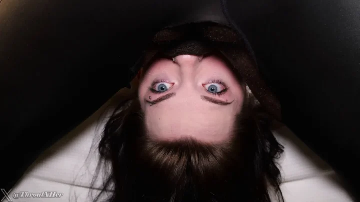 Iris Sweets Deepthroat